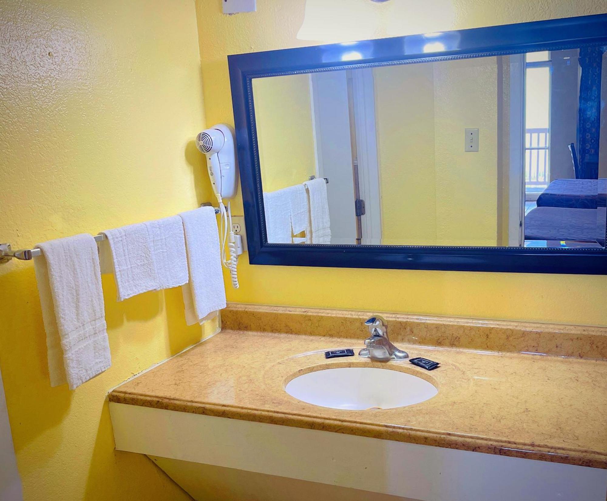 Sea Shell Inn On The Beach Corpus Christi Room photo